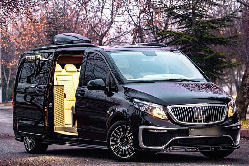 Maybach Outside